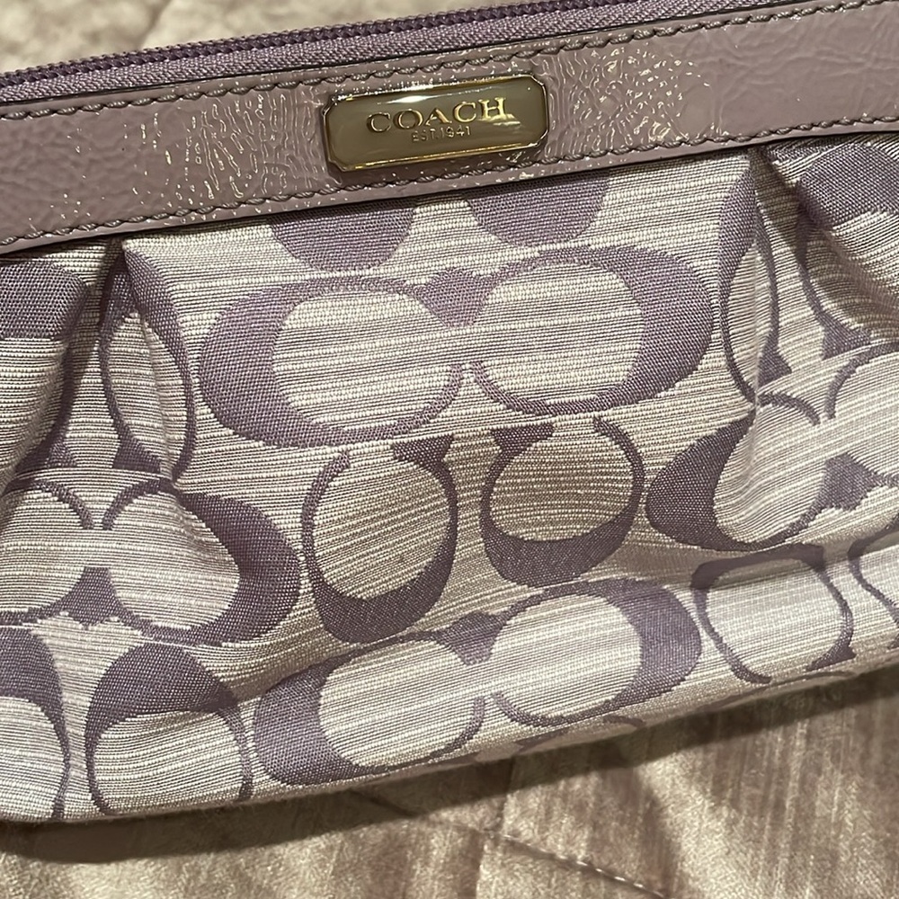 Coach Lavender Purple Signature Wristlet Bag Purse